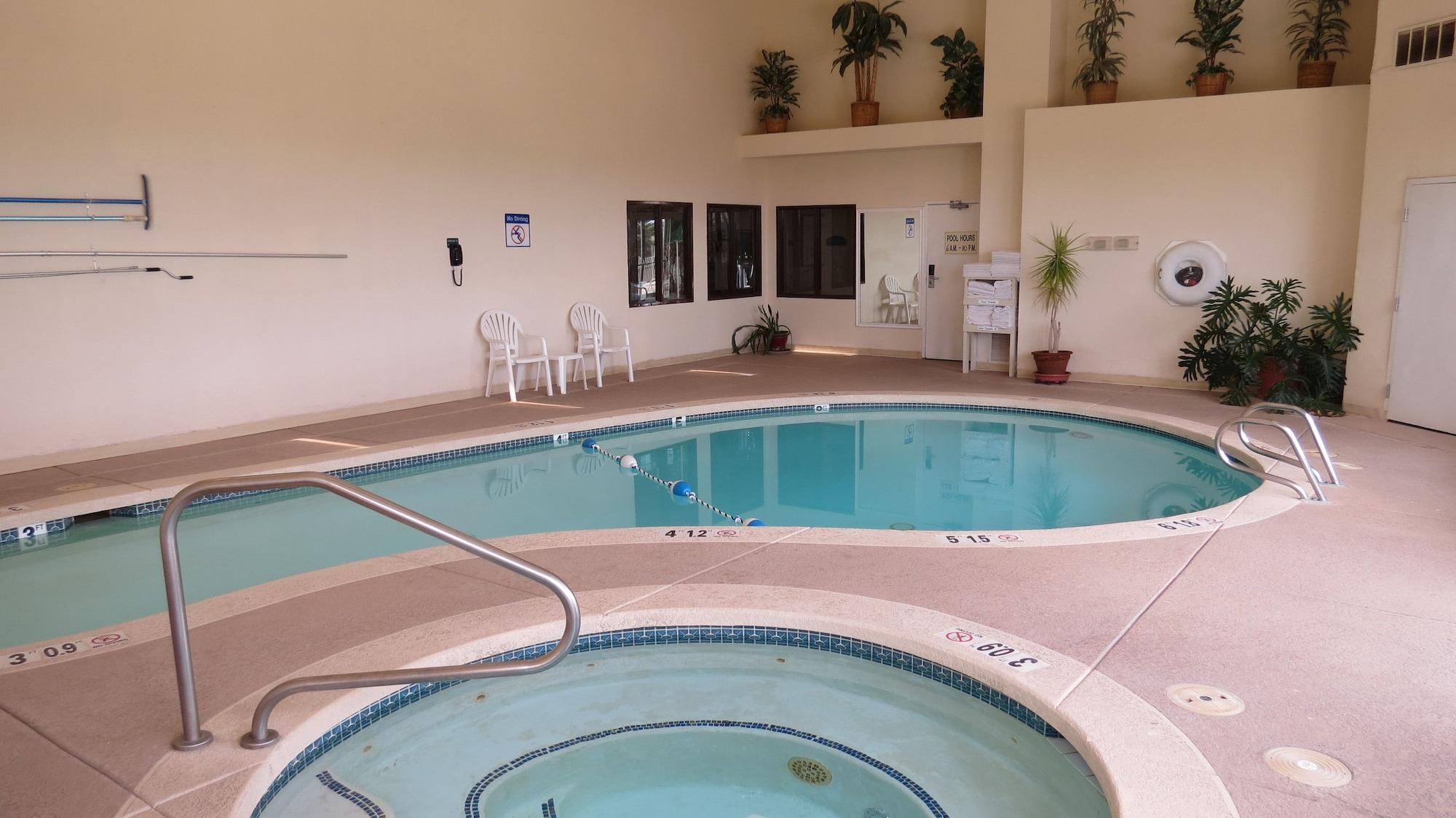 Baymont Inn & Suites By Wyndham ホルブルック エクステリア 写真